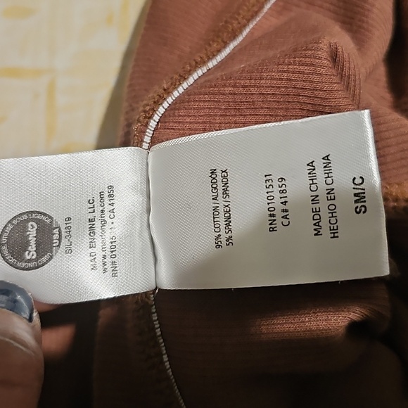 Hello Kitty Brown Apparel Ladies Size Med And Extra Long For Tall Ladies - Picture 6 of 8